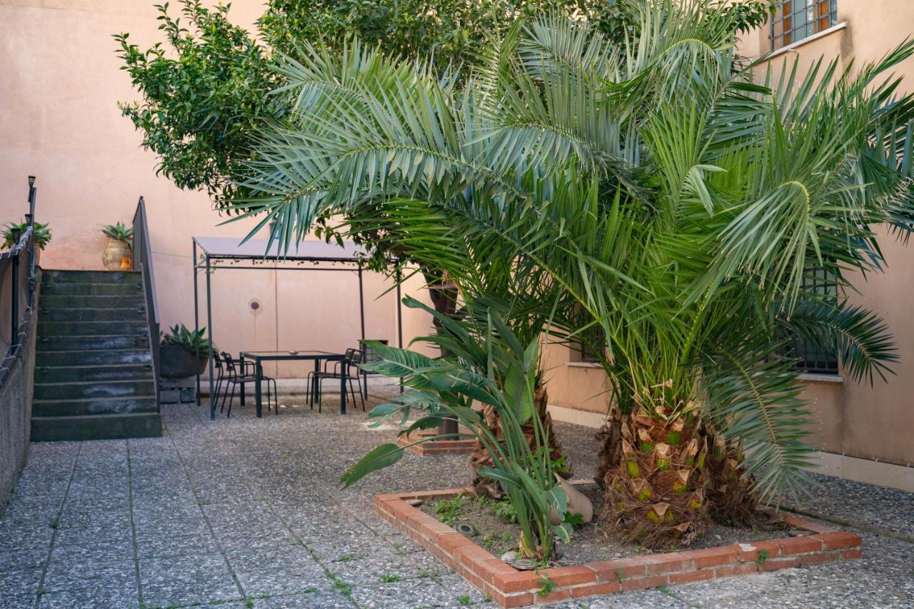 מלון טאורמינה Light Garden מראה חיצוני תמונה